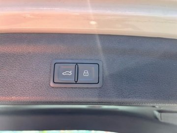 AUDI Q3 35 TFSI 150ch Design S tronic 7