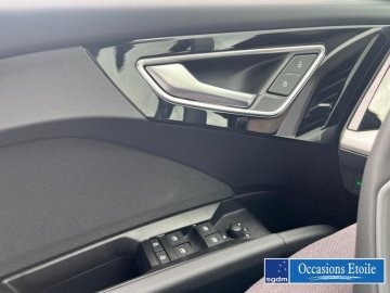 AUDI Q4 e-tron 45 e-tron 285ch