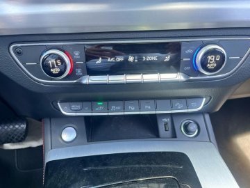 AUDI Q5 Sportback 50 TFSI e 299ch S line quattro S tronic 7