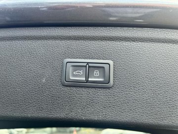 AUDI Q5 50 TFSI e 299ch S line quattro S tronic 7