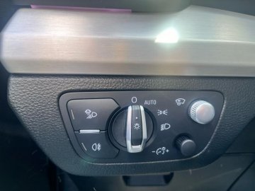 AUDI Q5 55 TFSI e 367ch S line quattro S tronic 7