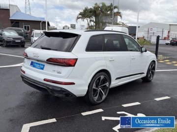 AUDI Q7 55 TFSI e 380ch S line quattro Tiptronic 5 places