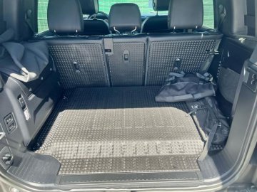 LAND-ROVER Defender 110 2.0 P400e X-Dynamic 75th Limited Edition