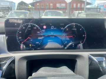 MERCEDES-BENZ CLA Shooting Brake 220 d 190ch AMG Line 8G-DCT