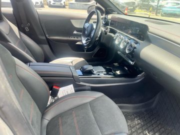 MERCEDES-BENZ CLA Shooting Brake 220 d 190ch AMG Line 8G-DCT