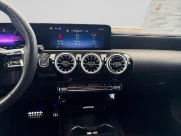MERCEDES-BENZ CLA 250 e Hybrid EQ 218ch AMG Line 8G-DCT