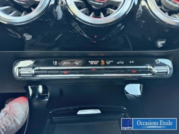 MERCEDES-BENZ Classe A Berline 180 d 116ch AMG Line 8G-DCT