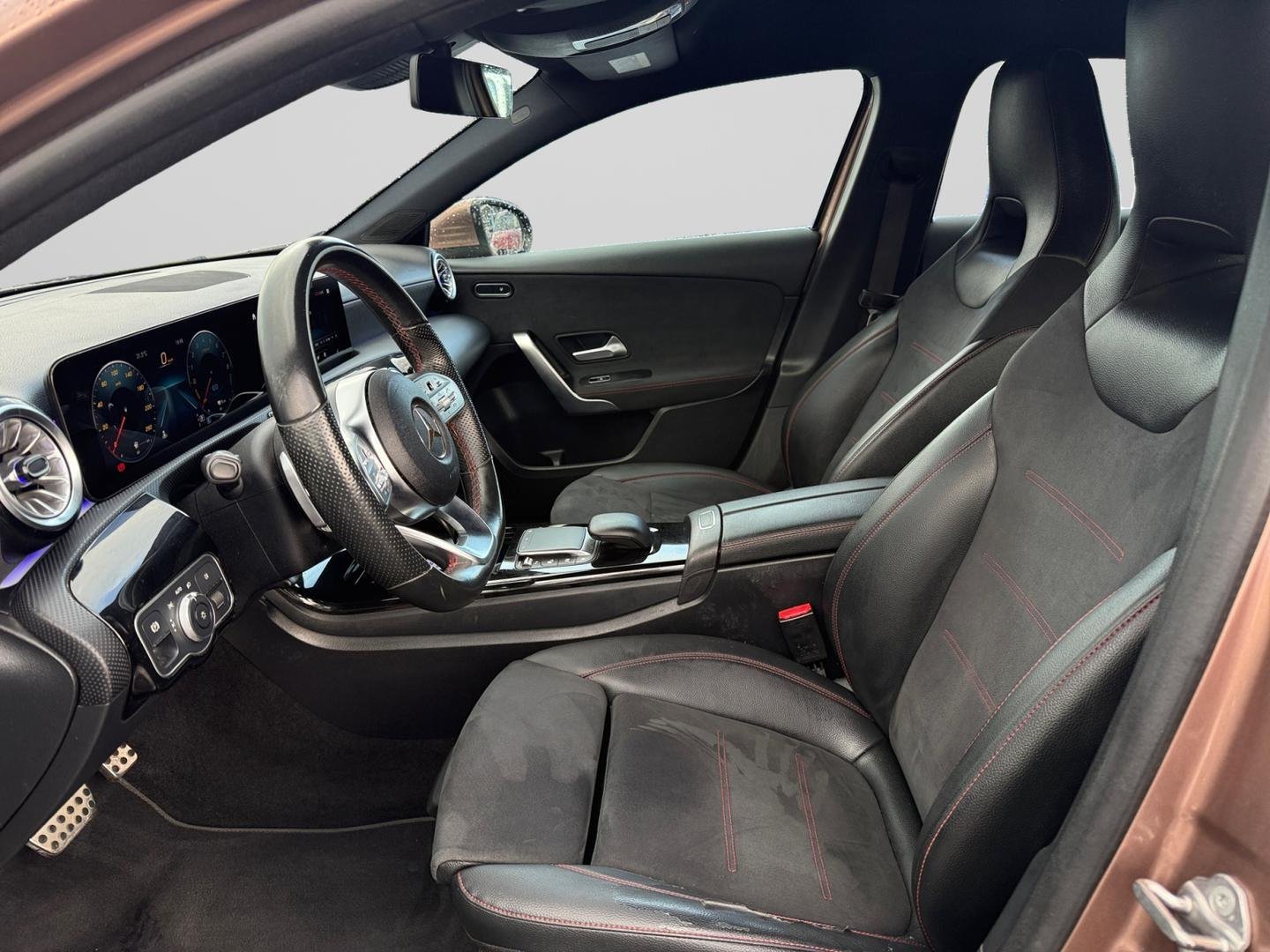 MERCEDES-BENZ Classe A 250 e 160+102ch AMG Line 8G-DCT 8cv