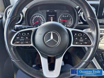 MERCEDES-BENZ Classe T 180 d Progressive BVA7