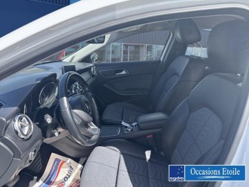 MERCEDES-BENZ GLA 180 122ch Inspiration 7G-DCT Euro6d-T