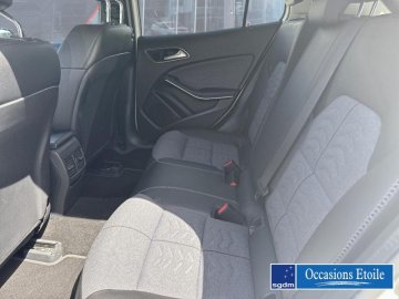 MERCEDES-BENZ GLA 180 122ch Inspiration 7G-DCT Euro6d-T