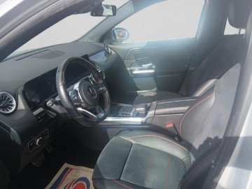 MERCEDES-BENZ GLA 200 d 150ch AMG Line 8G-DCT