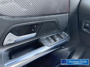 MERCEDES-BENZ GLA 200 d 150ch AMG Line 8G-DCT