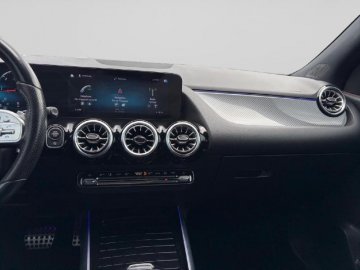 MERCEDES-BENZ GLA 200 d 150ch AMG Line 8G-DCT