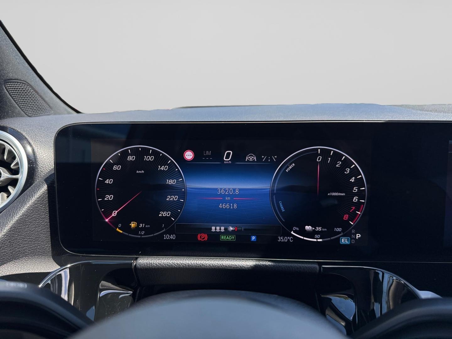 MERCEDES-BENZ GLA 250 e hybride rechargeable 218ch AMG Line 8G-DCT