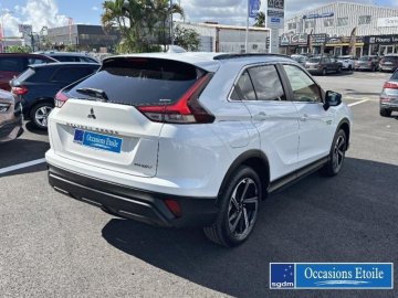 MITSUBISHI Eclipse Cross 2.4 MIVEC PHEV 188ch Invite 4WD