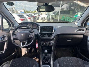 PEUGEOT 2008 1.2 PureTech 82ch E6.c Allure