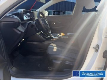 PEUGEOT 208 e-208 136ch Style