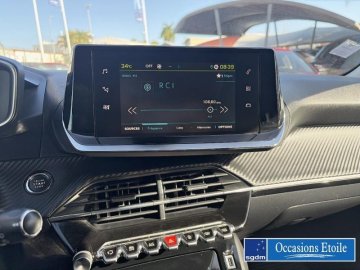 PEUGEOT 208 e-208 136ch Style