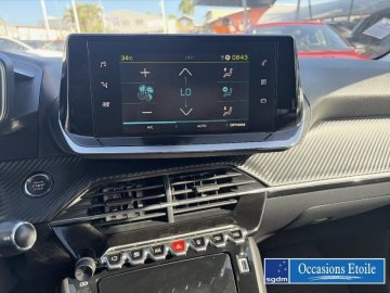 PEUGEOT 208 e-208 136ch Style