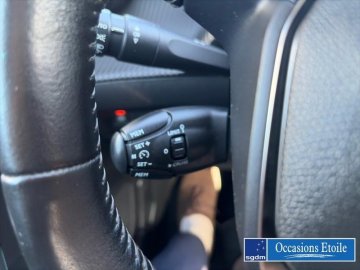 PEUGEOT 208 e-208 136ch Style