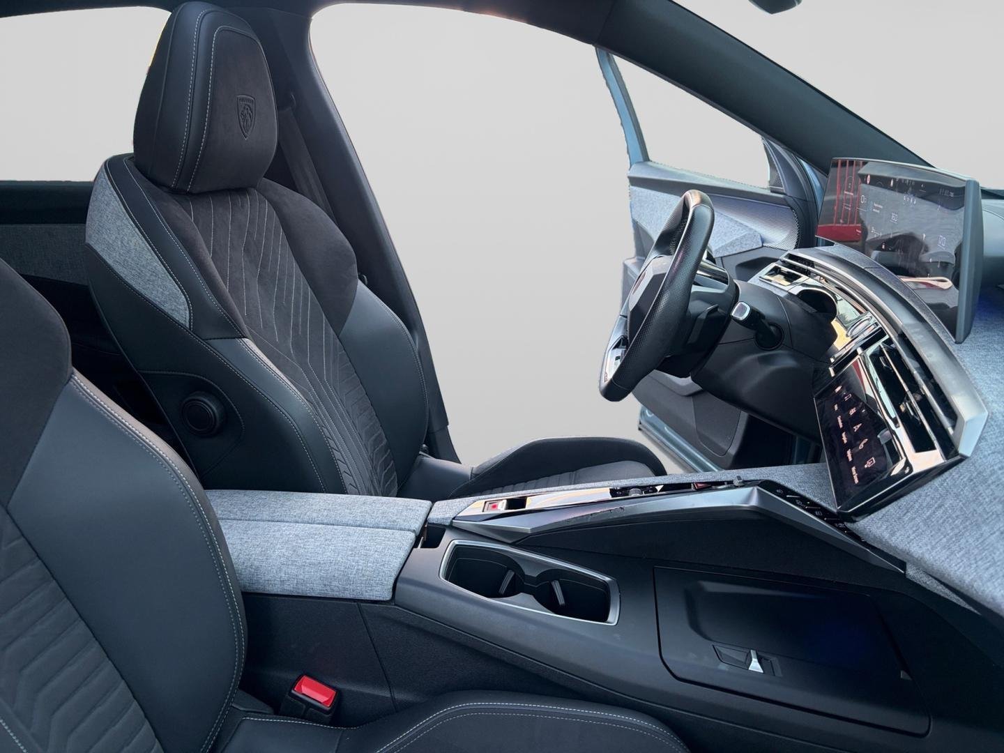 PEUGEOT 3008 1.2 Hybrid 136ch GT e-DCS6