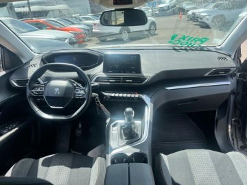 PEUGEOT 3008 1.2 PureTech 130ch Allure S&S