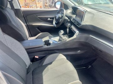 PEUGEOT 3008 1.2 PureTech 130ch Allure S&S