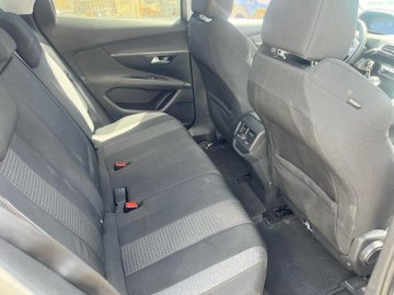 PEUGEOT 3008 1.2 PureTech 130ch Allure S&S