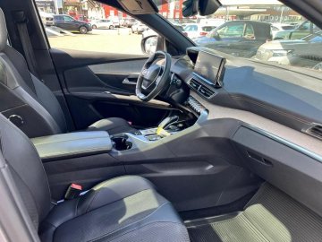 PEUGEOT 3008 1.5 BlueHDi 130ch S&S GT EAT8