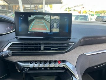 PEUGEOT 3008 1.5 BlueHDi 130ch S&S GT EAT8