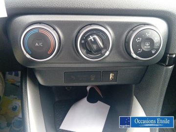 TOYOTA Yaris 120 VVT-i Design 5p MY22