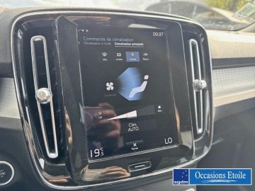 VOLVO XC40 T2 129ch Momentum Geartronic 8